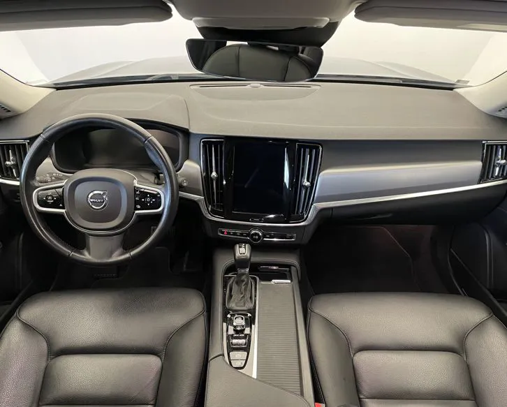 VOLVO V90 business plus